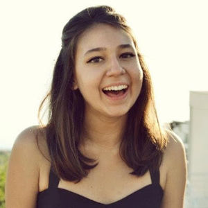 Meet your Posher, Cansu